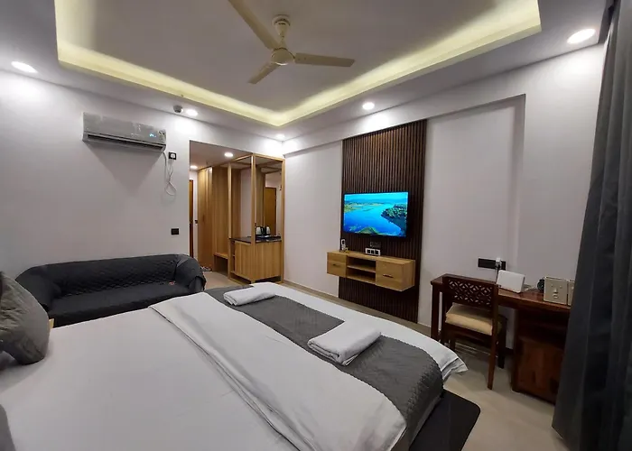 The Luxury Loft 1